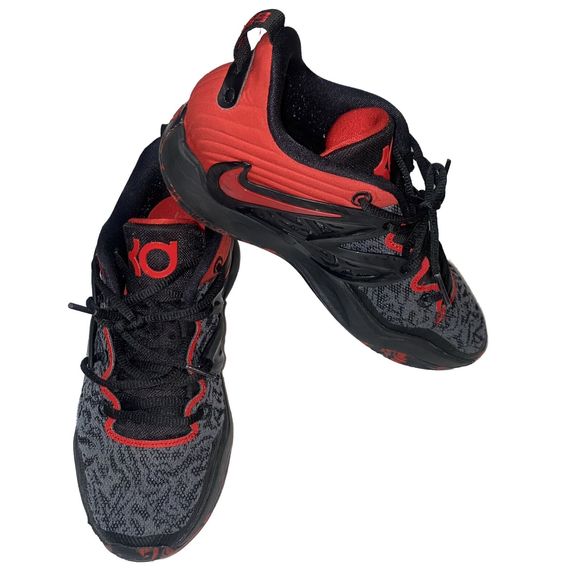 Nike KD 15 Black University Red Bred Sneakers DC1975-003 Men's Size 6.5 EUR 39 - Picture 1 of 12